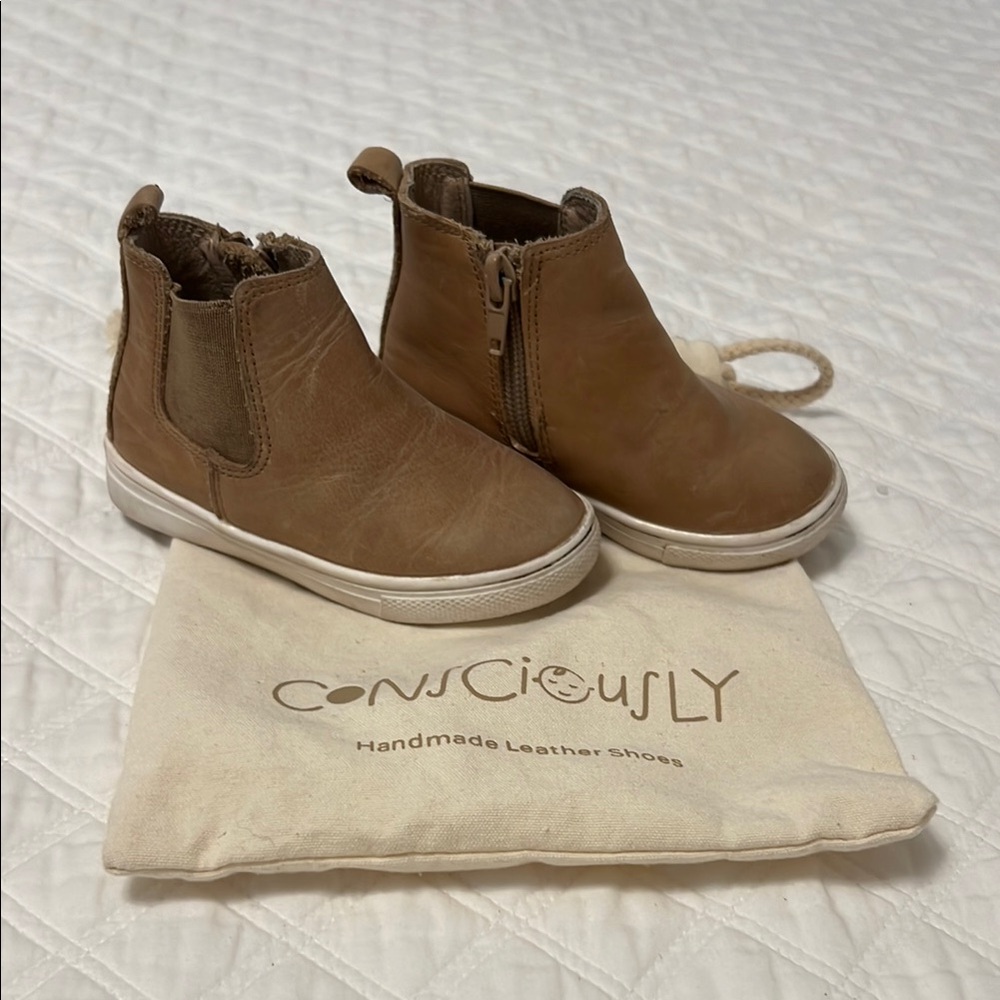 Consciously Baby Leather Chelsea Boots